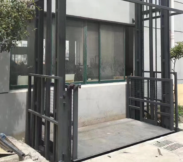 乐山导轨式施工升降机助力民生工程提速增效